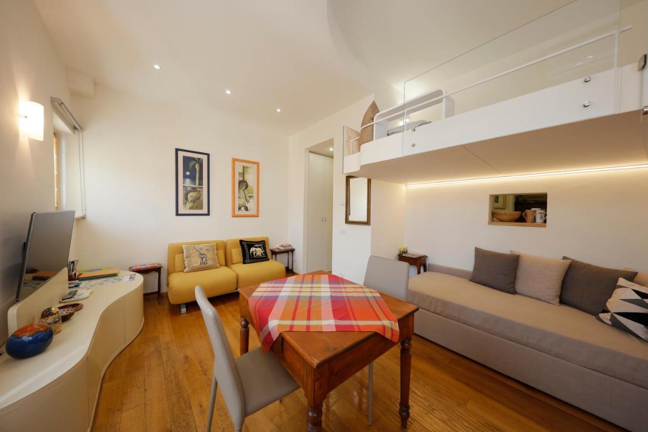 Siena Uptown - Sabrina'S Cozy Apartment Bagian luar foto
