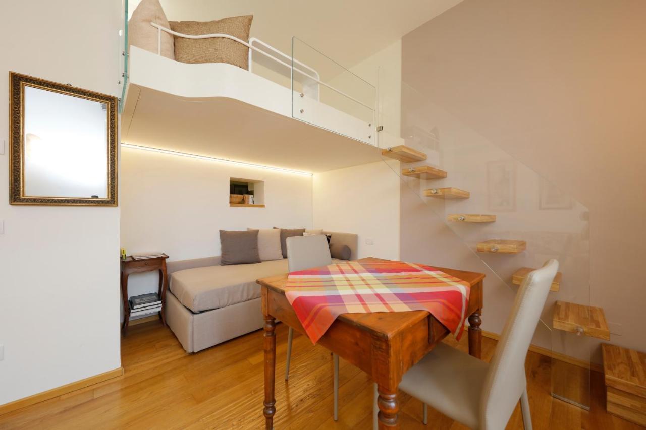 Siena Uptown - Sabrina'S Cozy Apartment Bagian luar foto