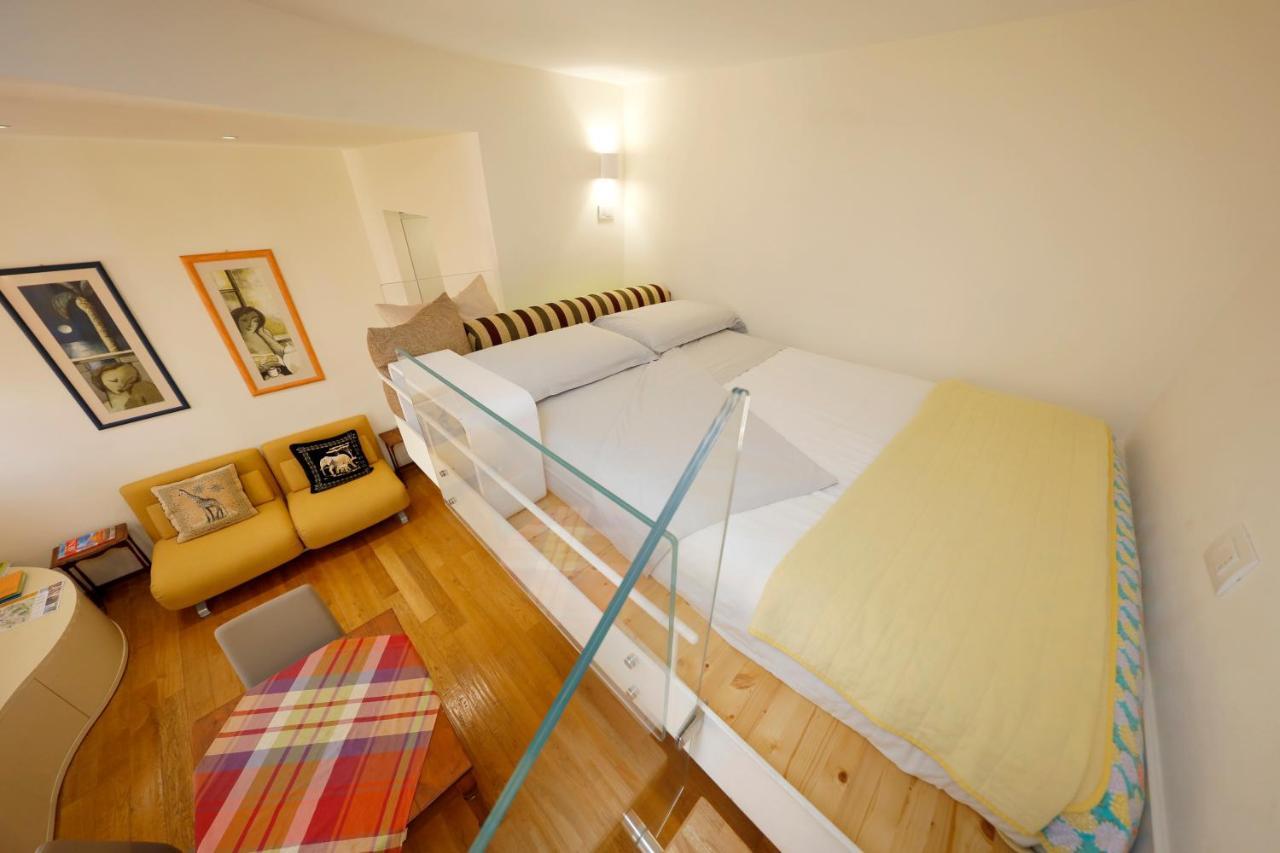 Siena Uptown - Sabrina'S Cozy Apartment Bagian luar foto