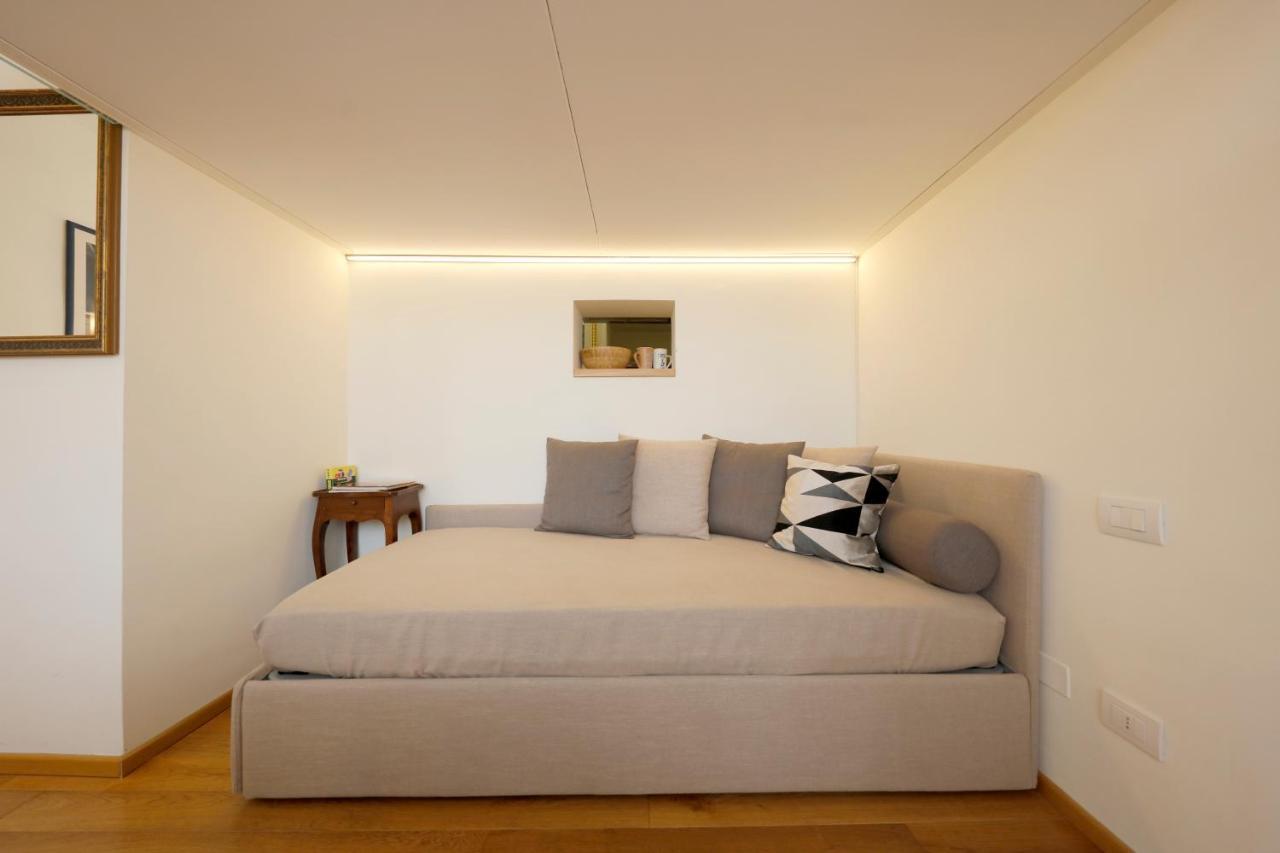 Siena Uptown - Sabrina'S Cozy Apartment Bagian luar foto